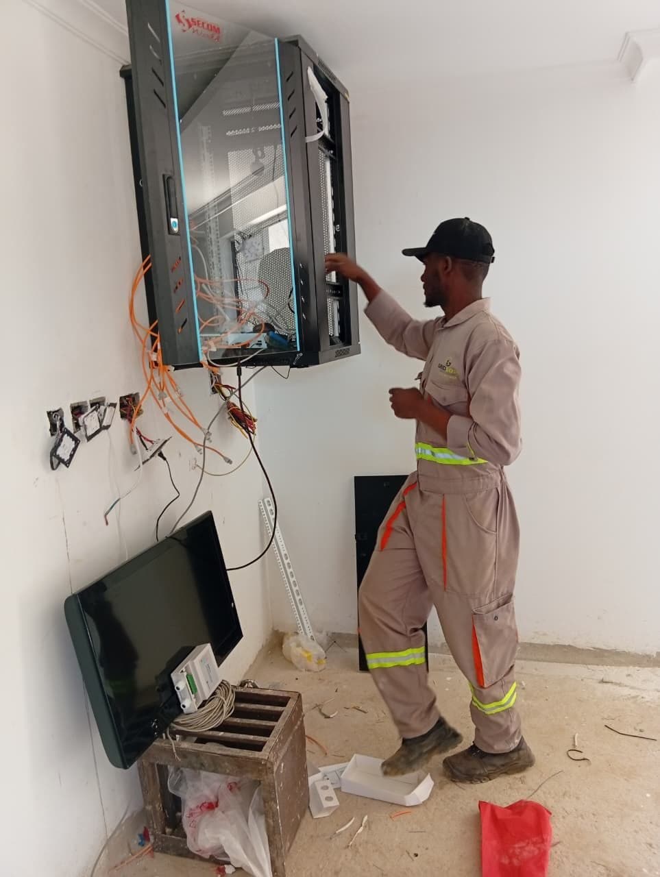 NVR rack wiring — the brain of your CCTV system